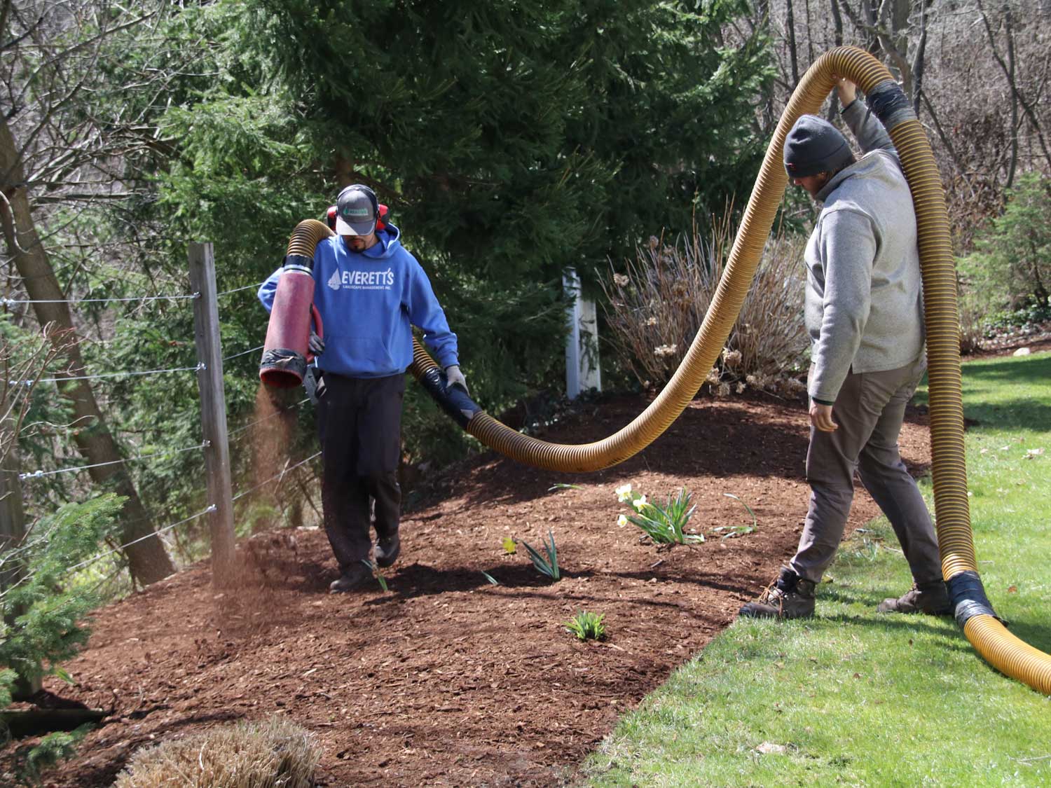 mulch_hero